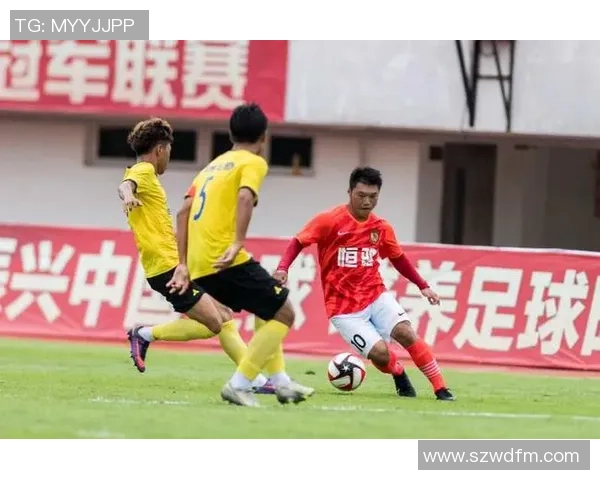 巴西球星加盟中国足球队助力提升联赛水平与国际影响力