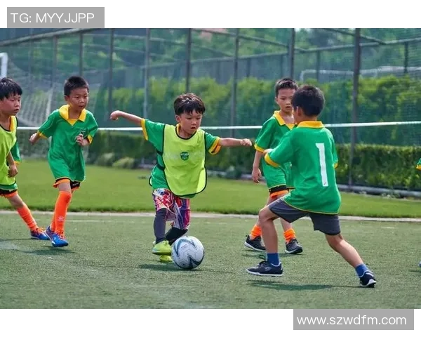 绿城足球学校引进国际球星助力青训发展提升整体水平