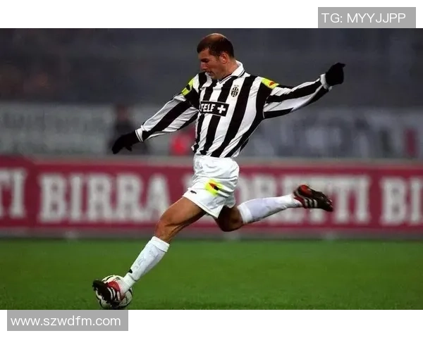 世界足球左边锋的顶尖球员是谁?他们的技术特点与风格分析 世界足球左边锋的顶尖球员是谁?他们的技术特点与风格分析