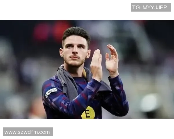 纵观绿茵场中枢论当代顶级足球后腰的统治艺术